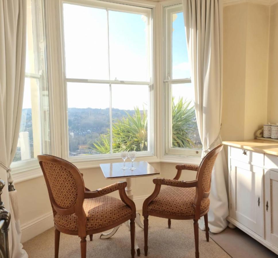West Hill Retreat Edwardian Balcony Ensuite With Room Served Breakfast & Free Parking Гастингс Экстерьер фото